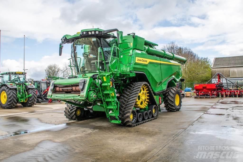 John Deere X91100 联合收割机