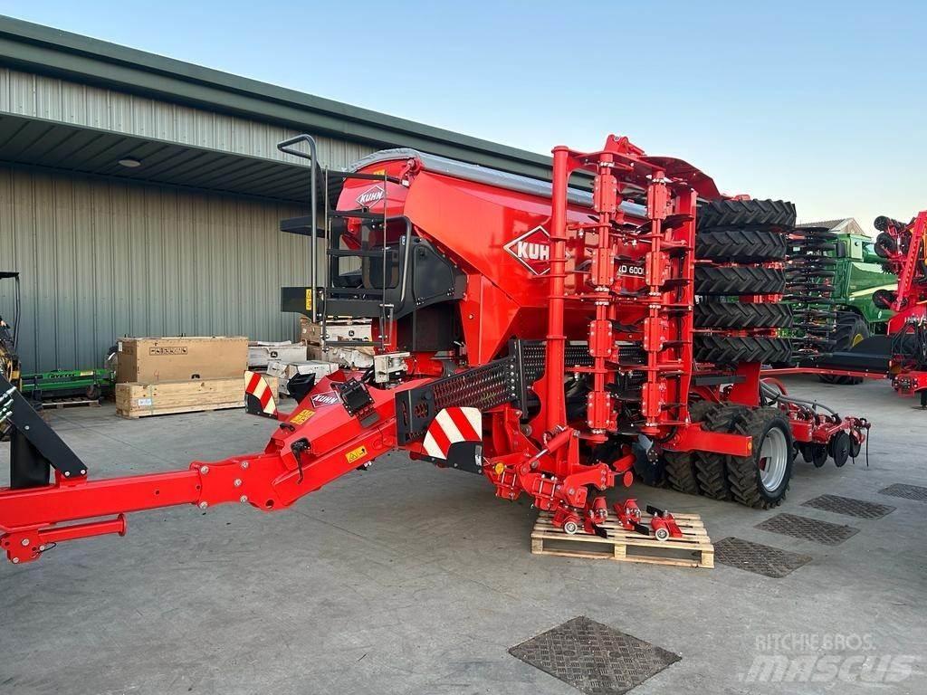 Kuhn ESPRO6000R 条播机