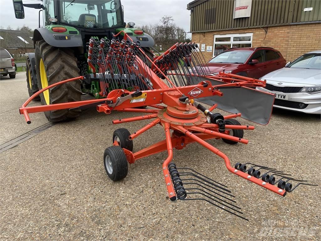 Kuhn GA4431 犁耙和摊草机