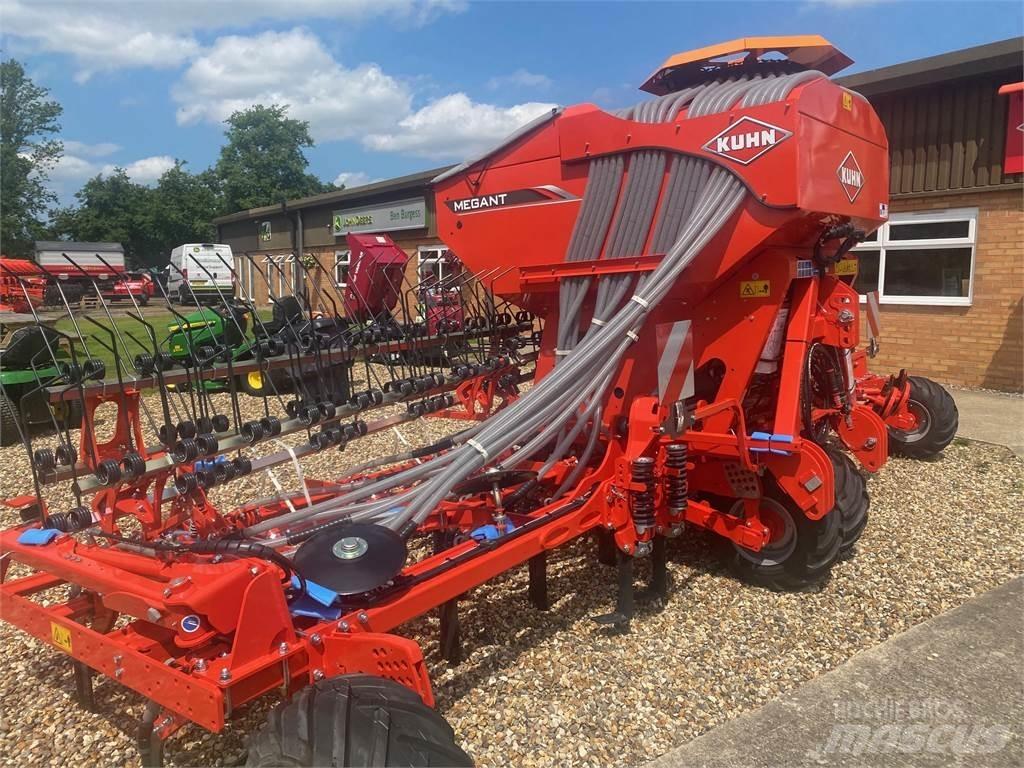 Kuhn MEGANT 602R 条播机