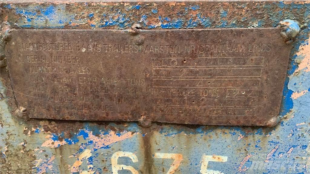 Marston 8 TONNE 箱式拖车