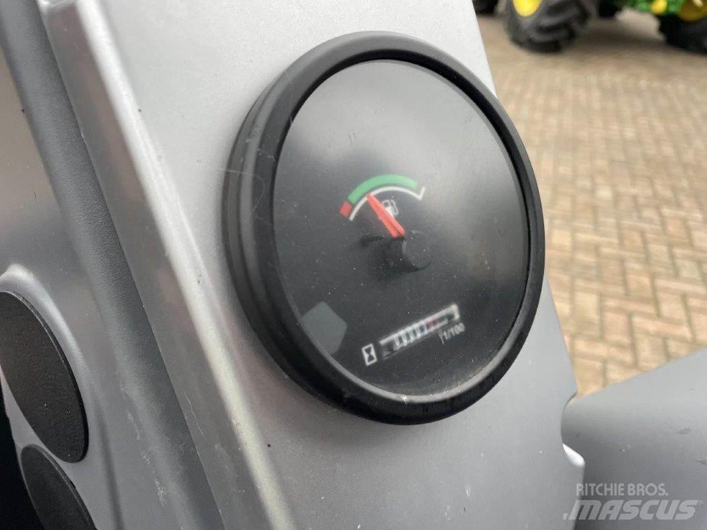 Yanmar SV15VT 中型挖掘机