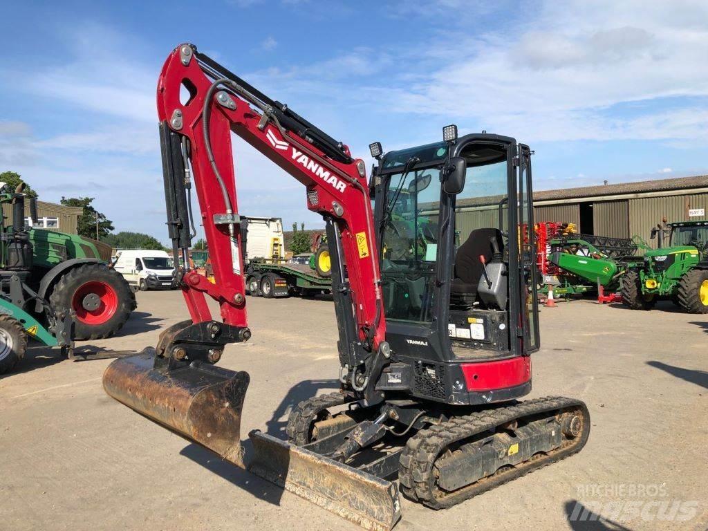 Yanmar VIO26-6 中型挖掘机