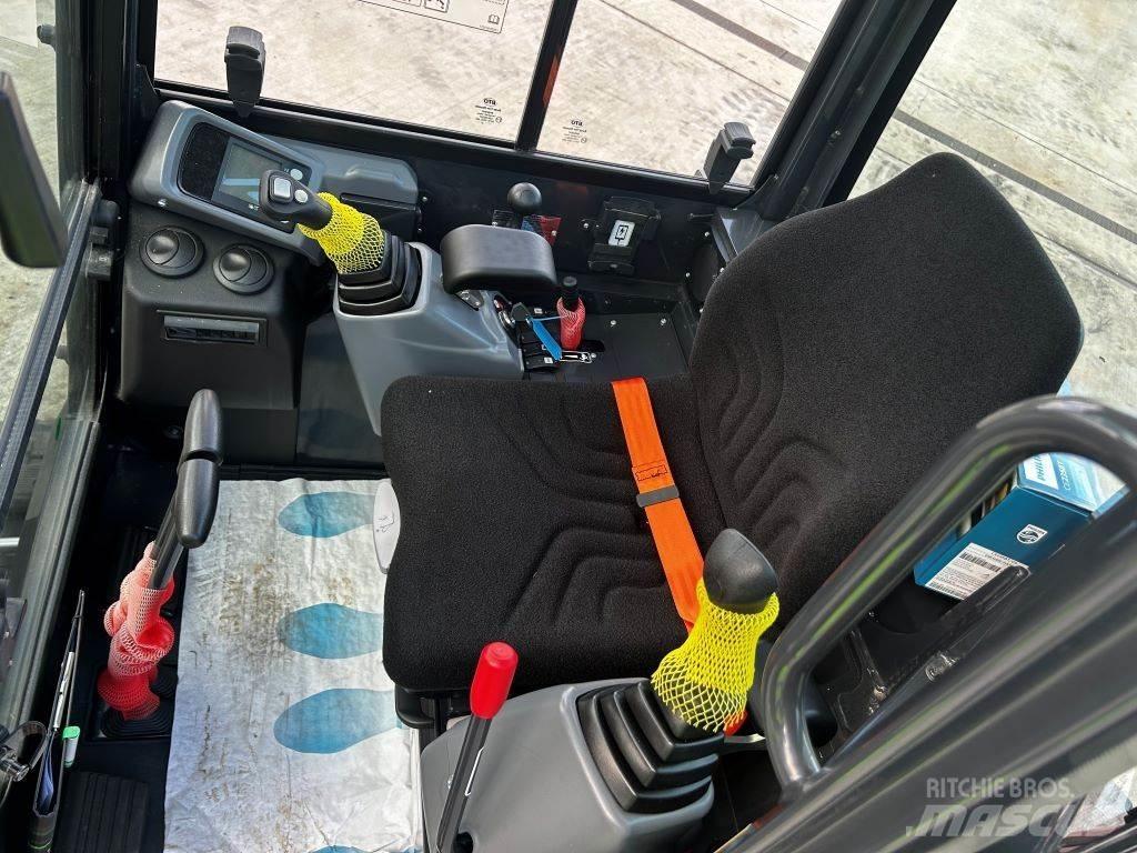 Yanmar VIO26-6 中型挖掘机