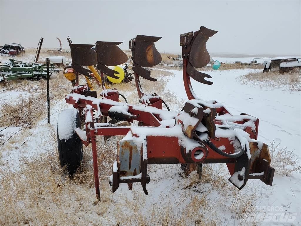 Case IH 145 传统犁