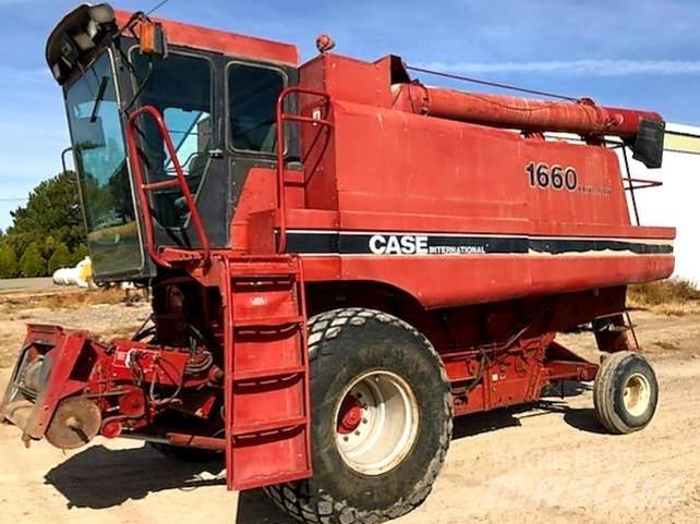 Case IH 1660 联合收割机
