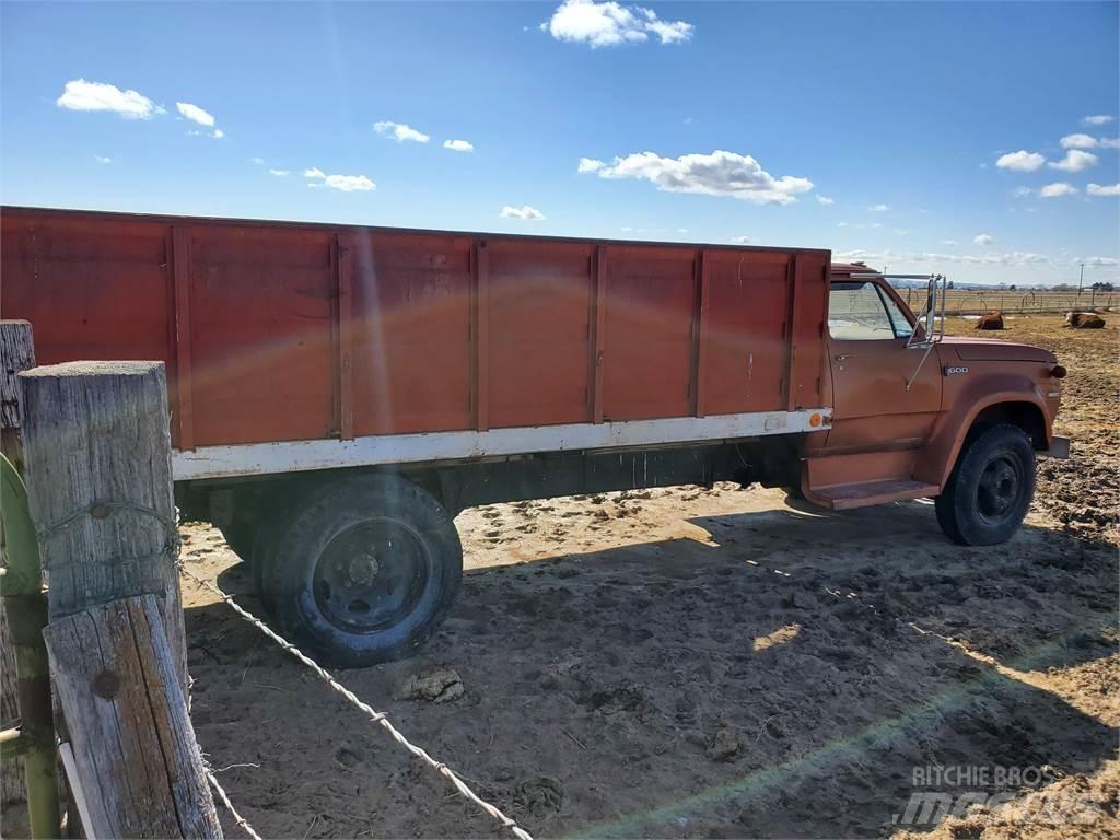 Dodge D600 其他货车