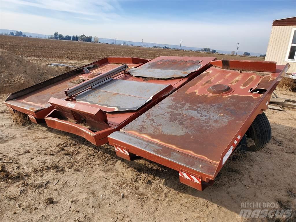Hesston BA49 货物钳车