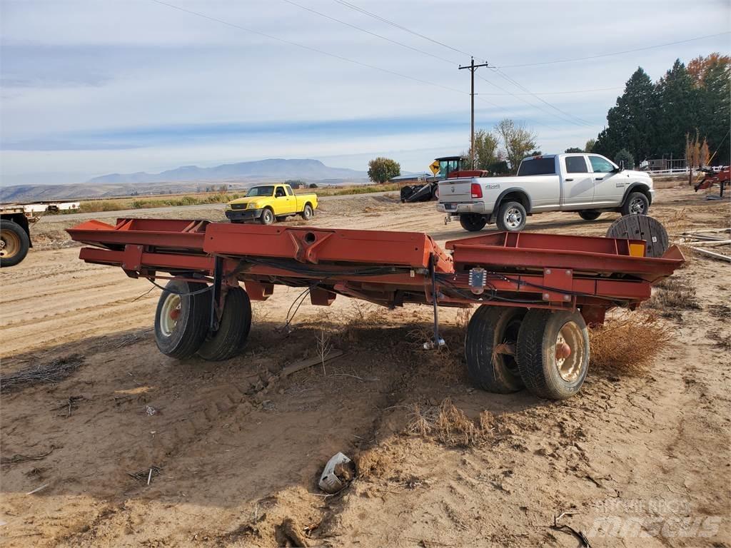 Hesston BA49 货物钳车