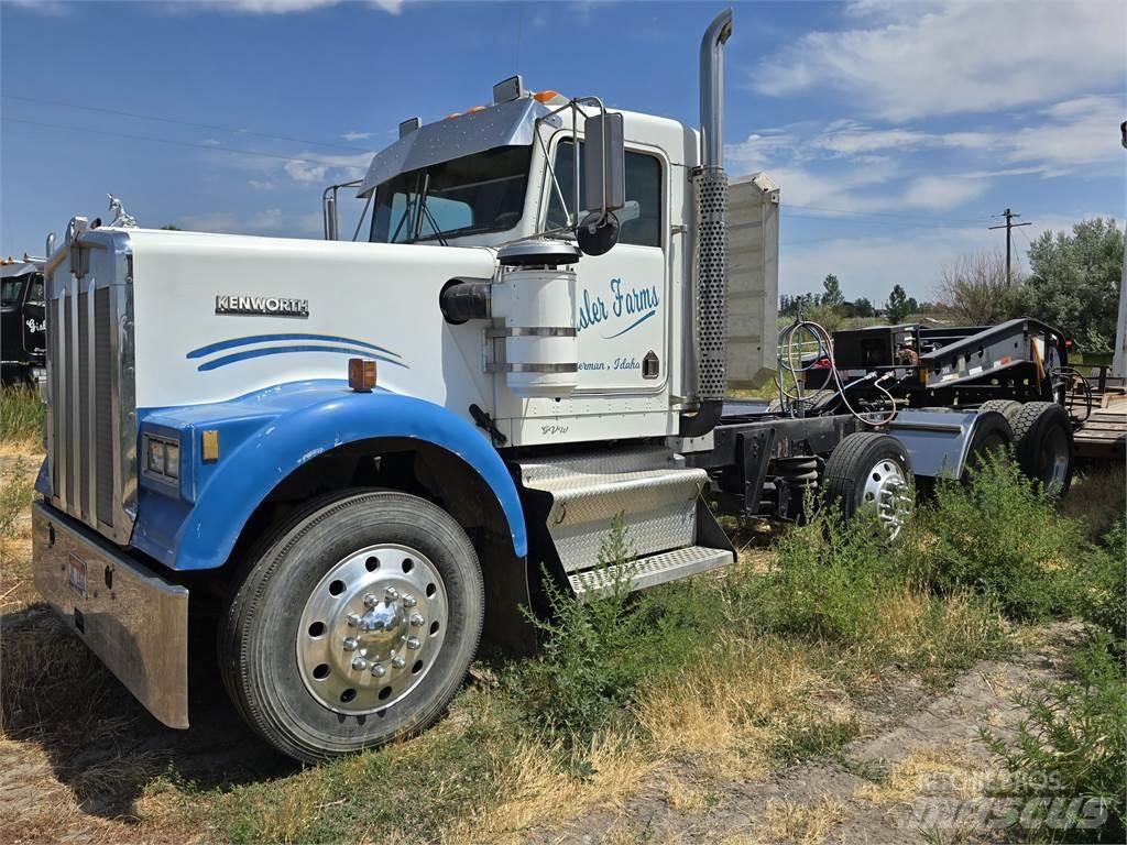 Kenworth W900 其他货车