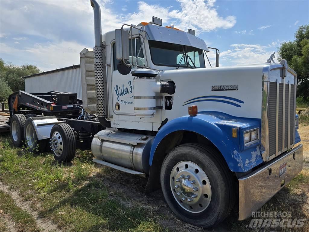 Kenworth W900 其他货车