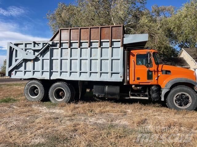 Mack GU713 其他货车