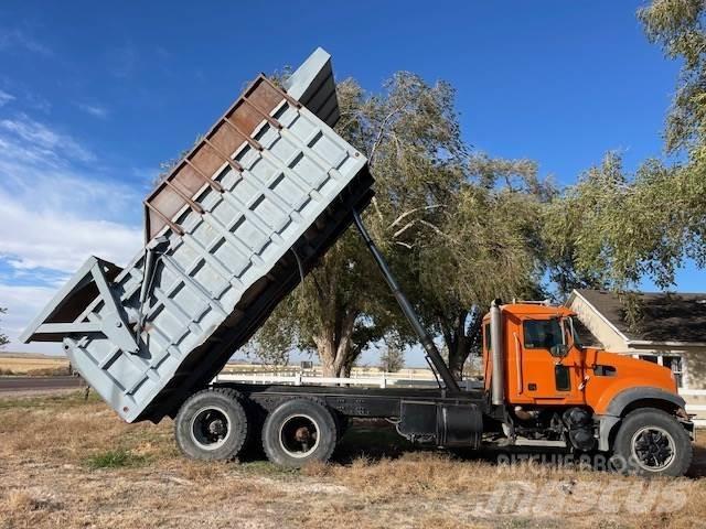 Mack GU713 其他货车