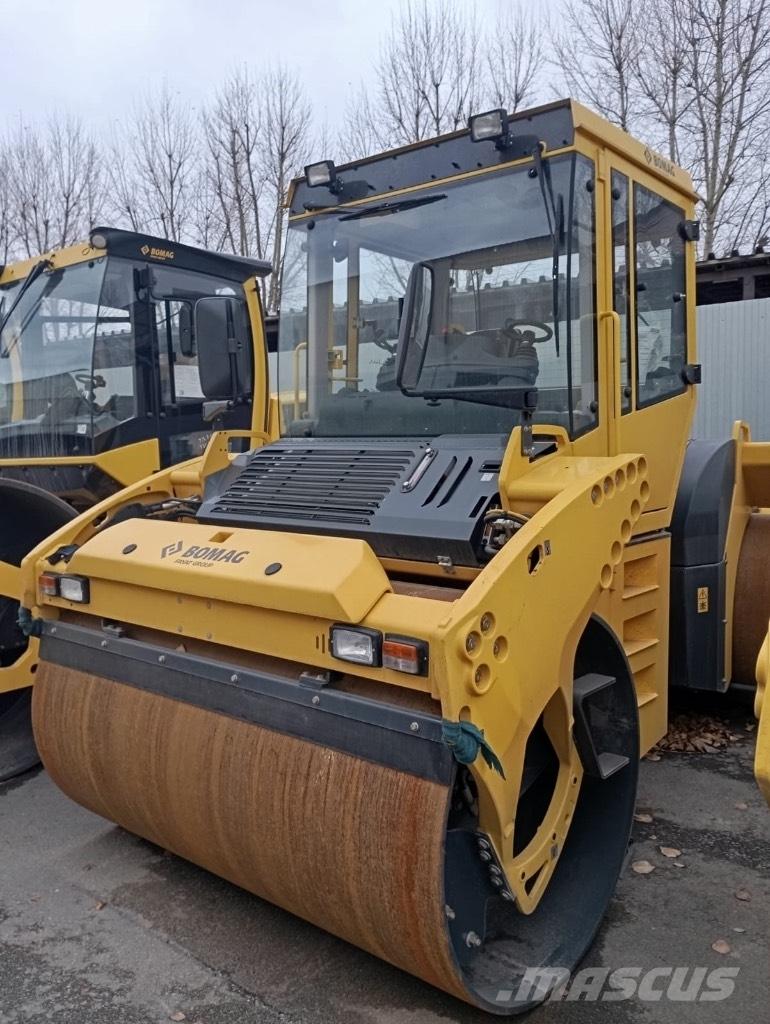 Bomag BW 203 AD-4 双轮压路机