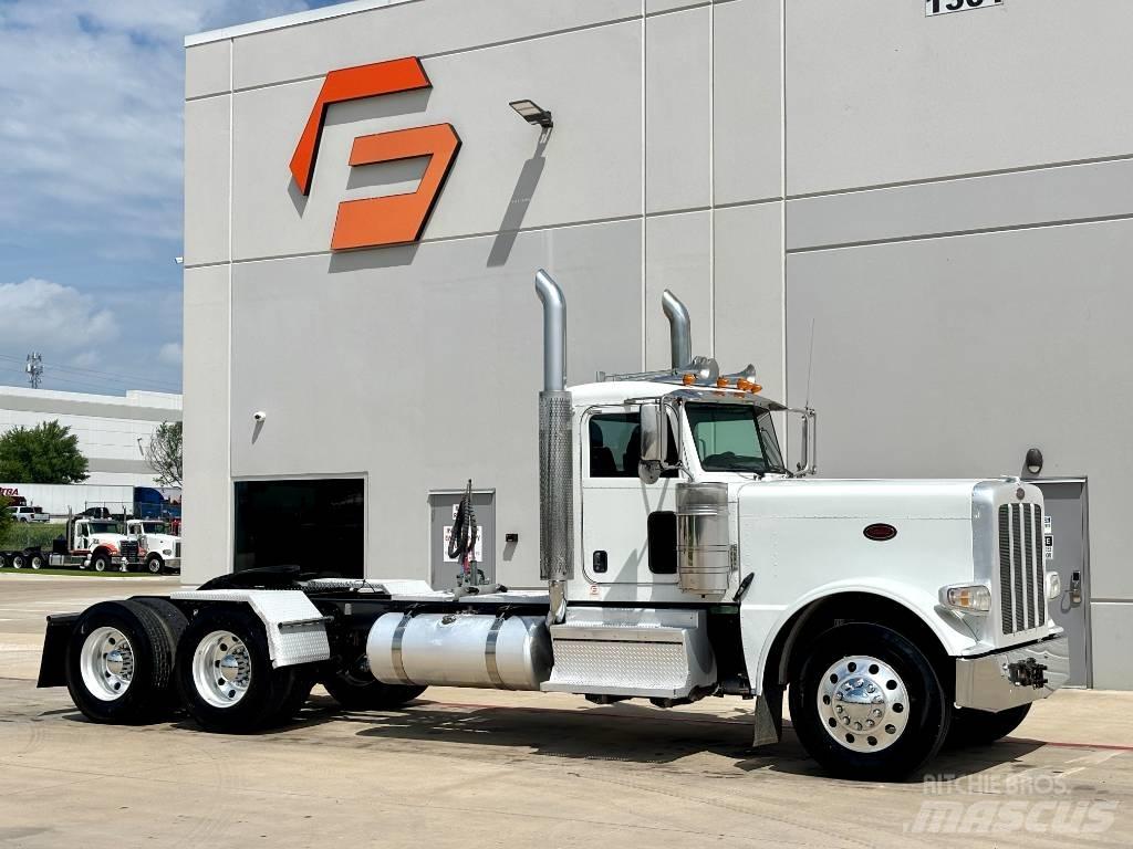 Peterbilt 389 牵引车
