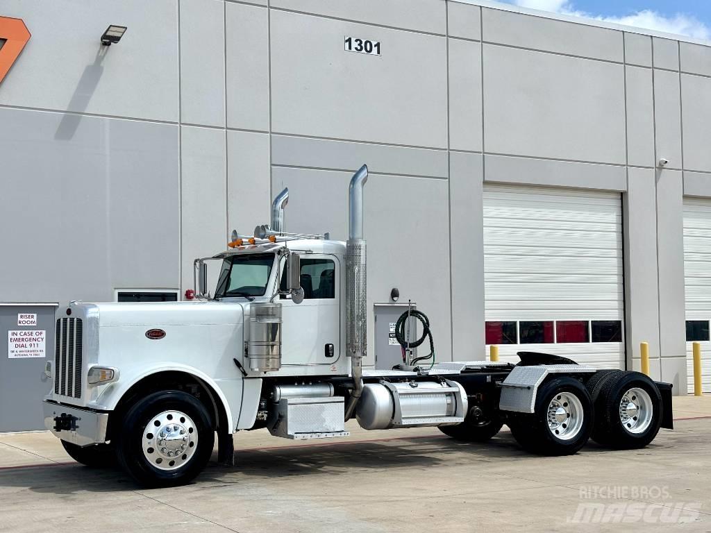 Peterbilt 389 牵引车