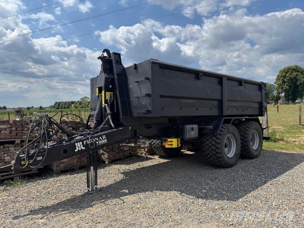 Pronar T 286 箱式拖车