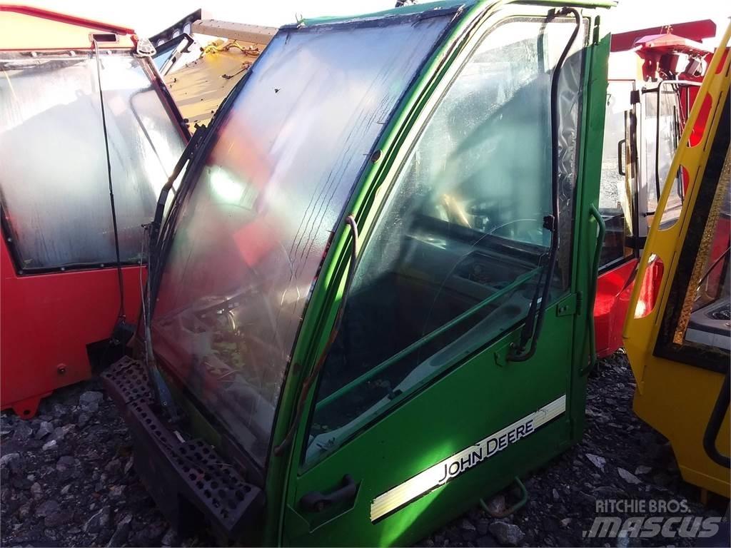 John Deere 1070d 驾驶室与内部