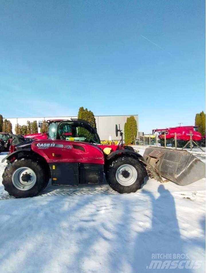 Case IH Farmlift 742 伸缩臂叉装车|叉装车