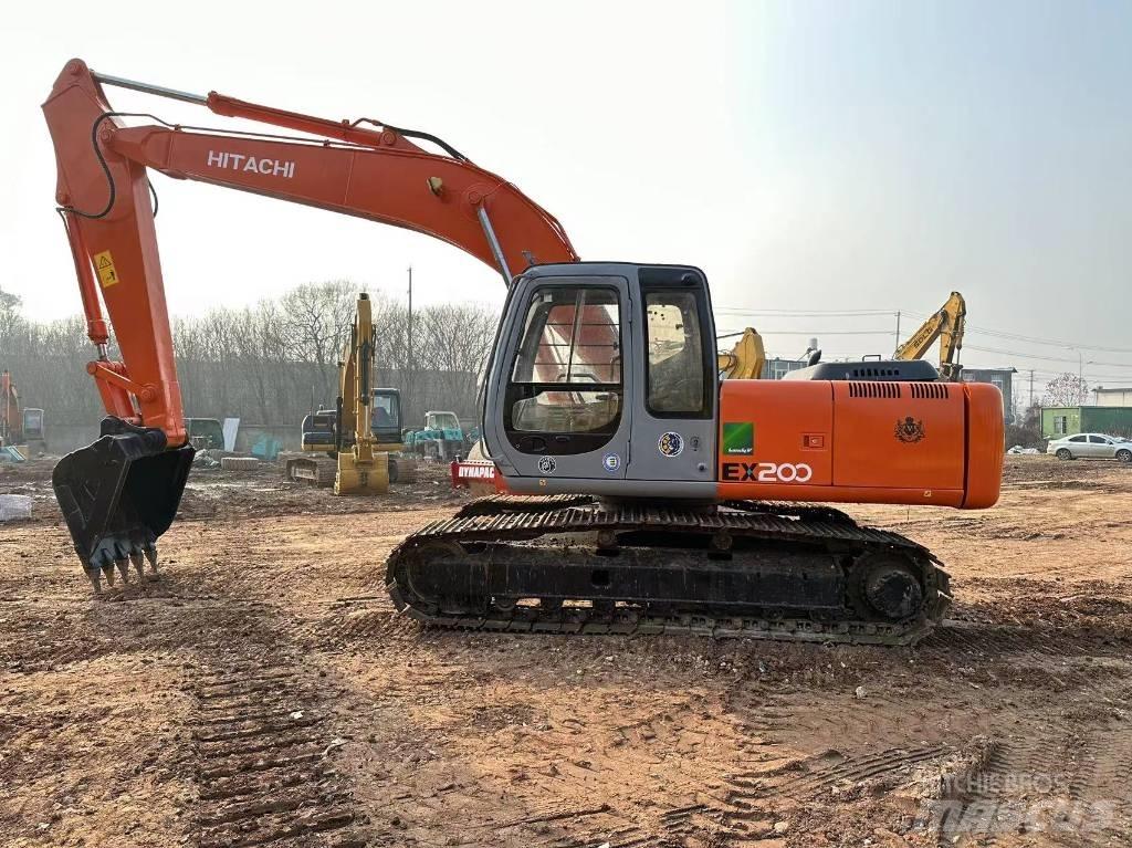 Hitachi EX 200 履带挖掘机