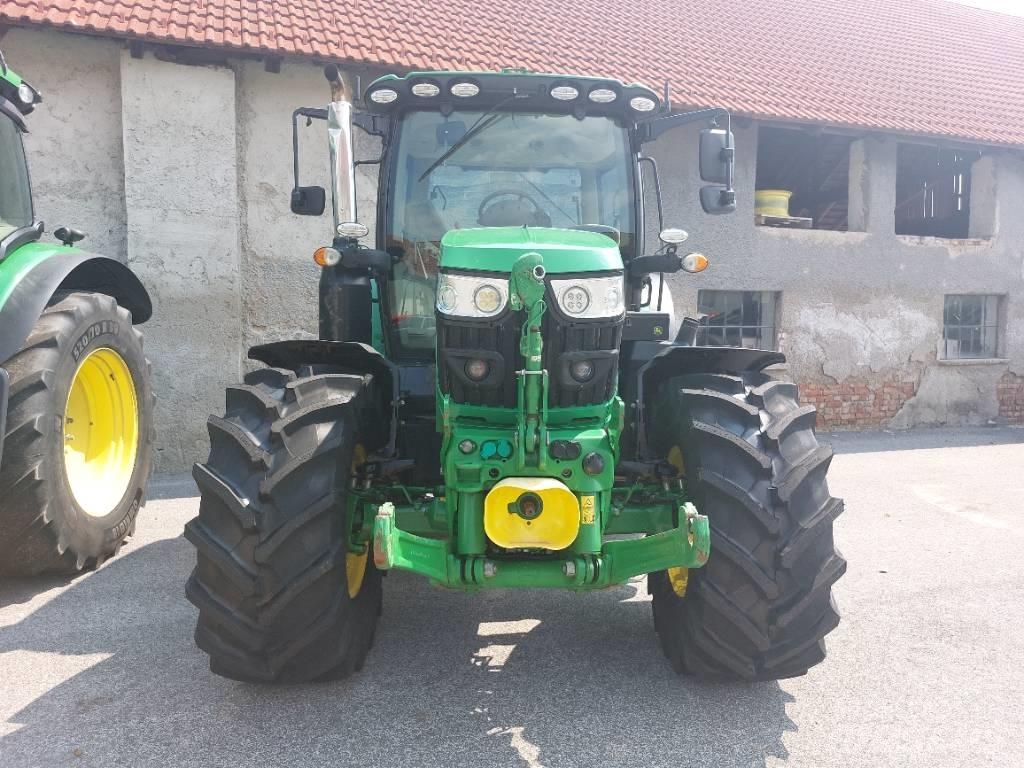 John Deere 6130R 拖拉机/农用车
