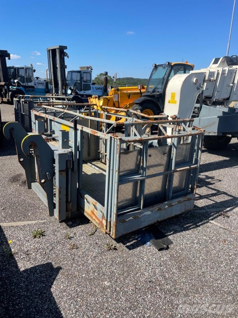 Terex 6025 伸缩臂叉装车|叉装车