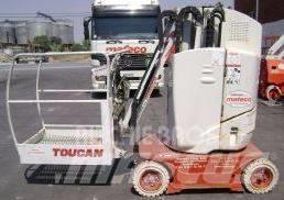 Grove Toucan 1100 客货电梯