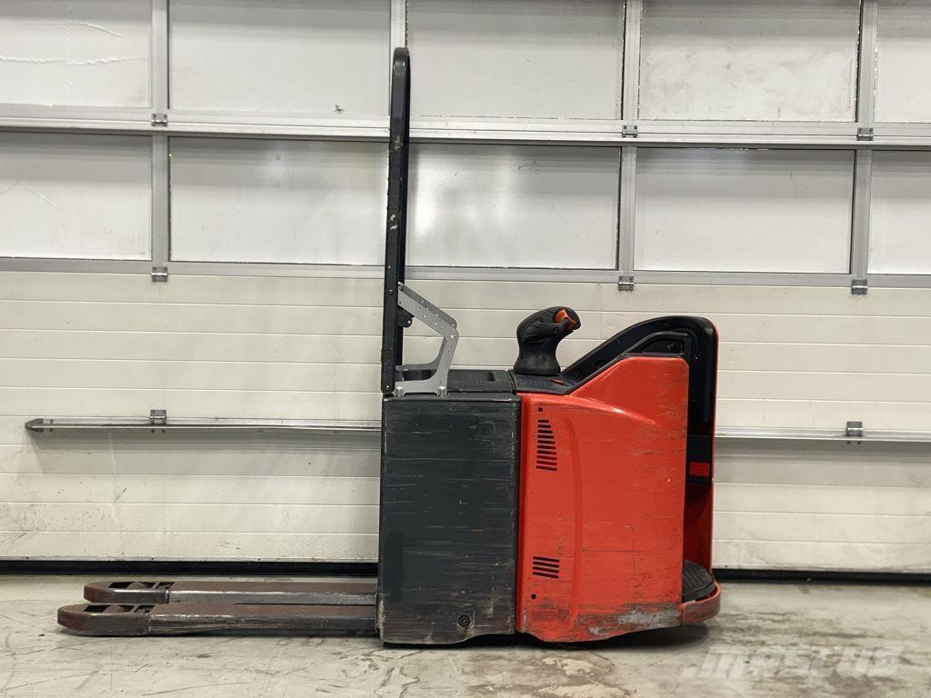 Linde T20SP 电动搬运车