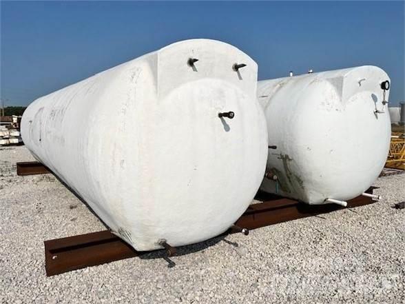 Stansteel 8x32 沥青摊铺机
