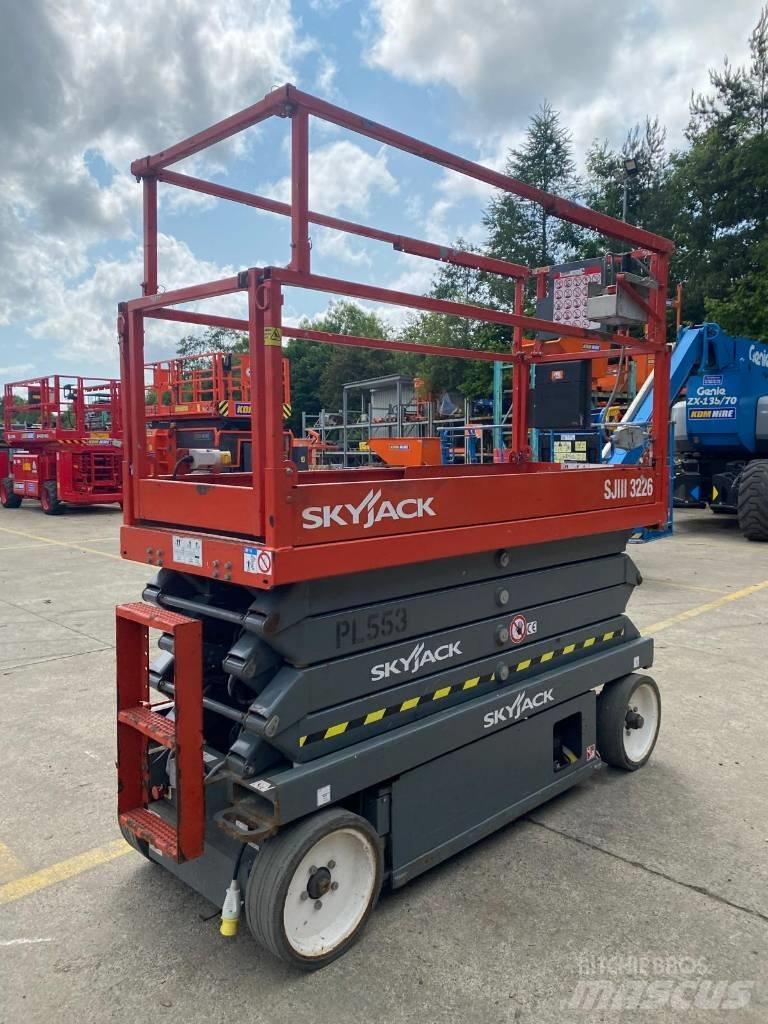 SkyJack SJ 3226 剪叉式升降机