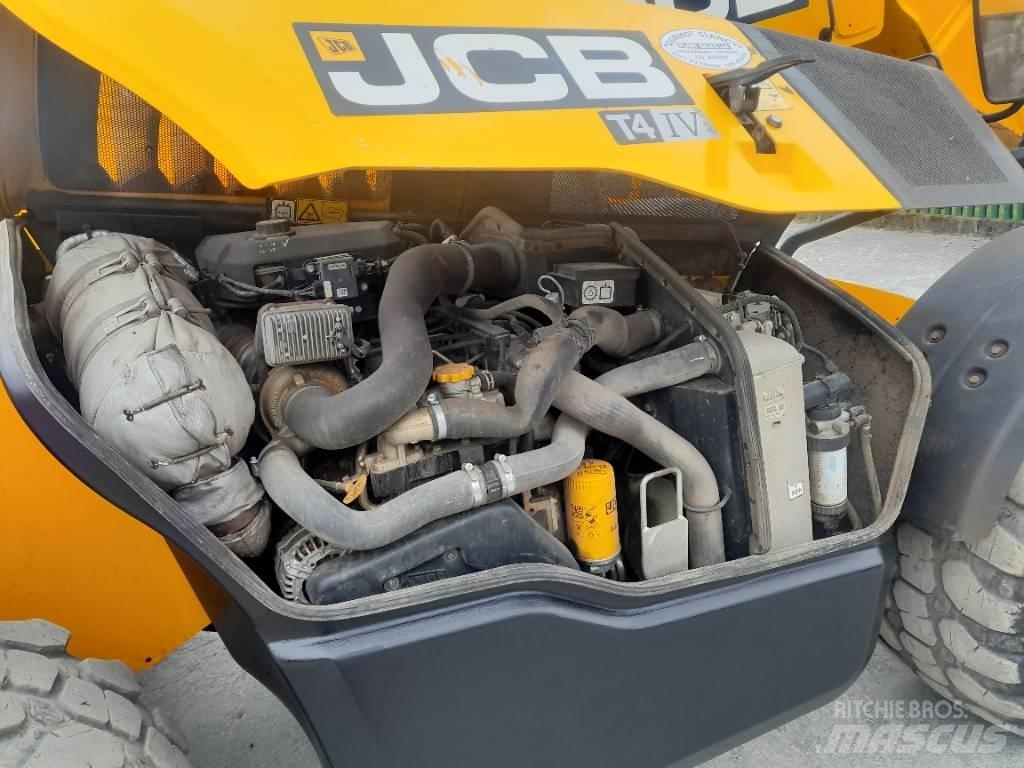 JCB 536-60 伸缩臂叉装车|叉装车
