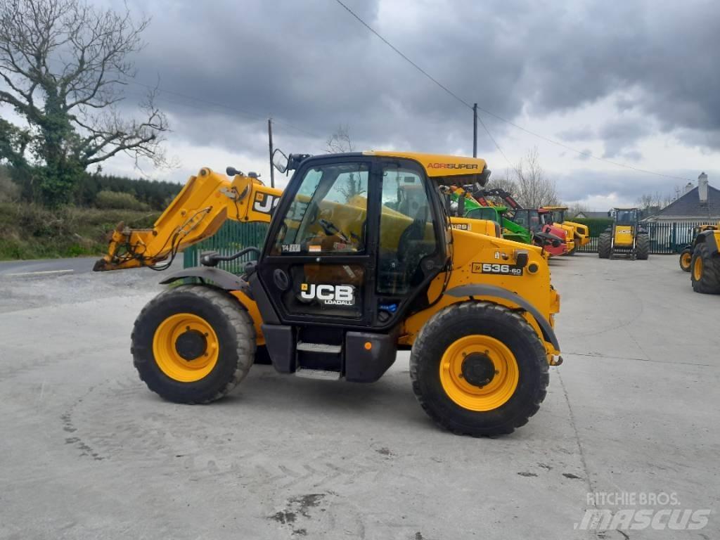 JCB 536-60 伸缩臂叉装车|叉装车