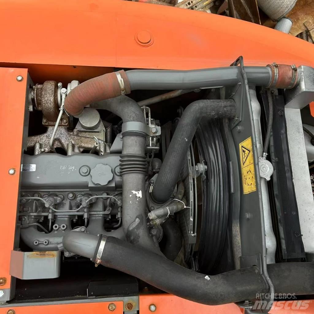 Hitachi ZX 120 履带挖掘机
