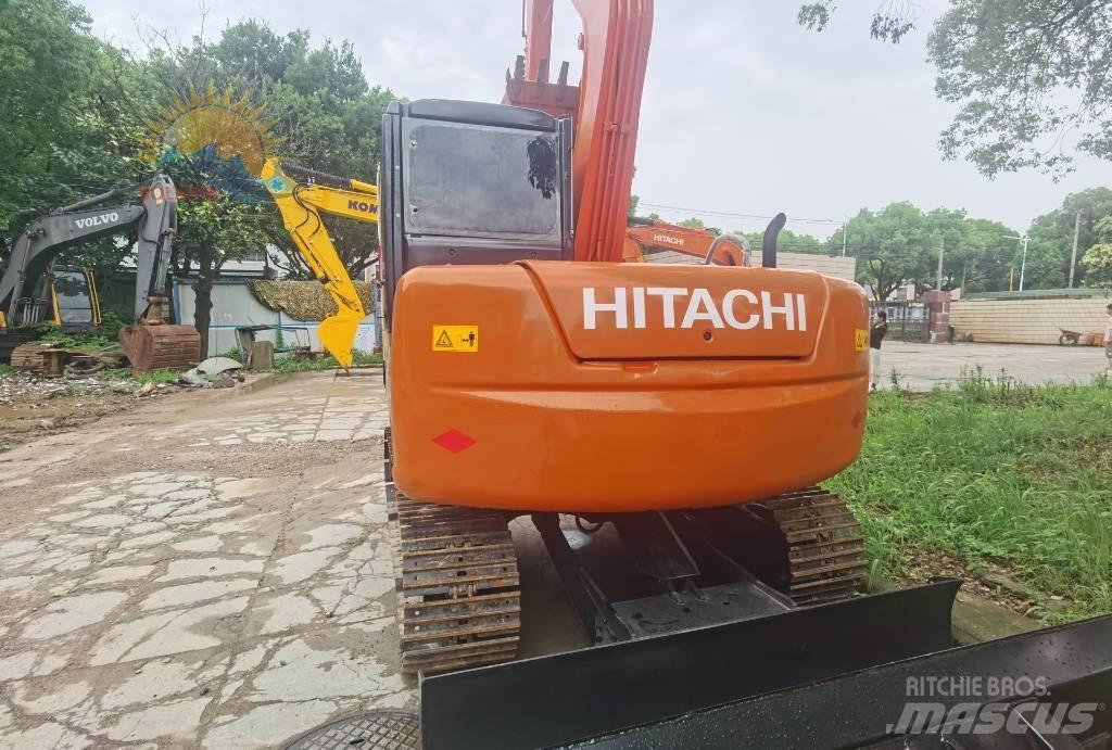 Hitachi ZX 70 小型挖掘机
