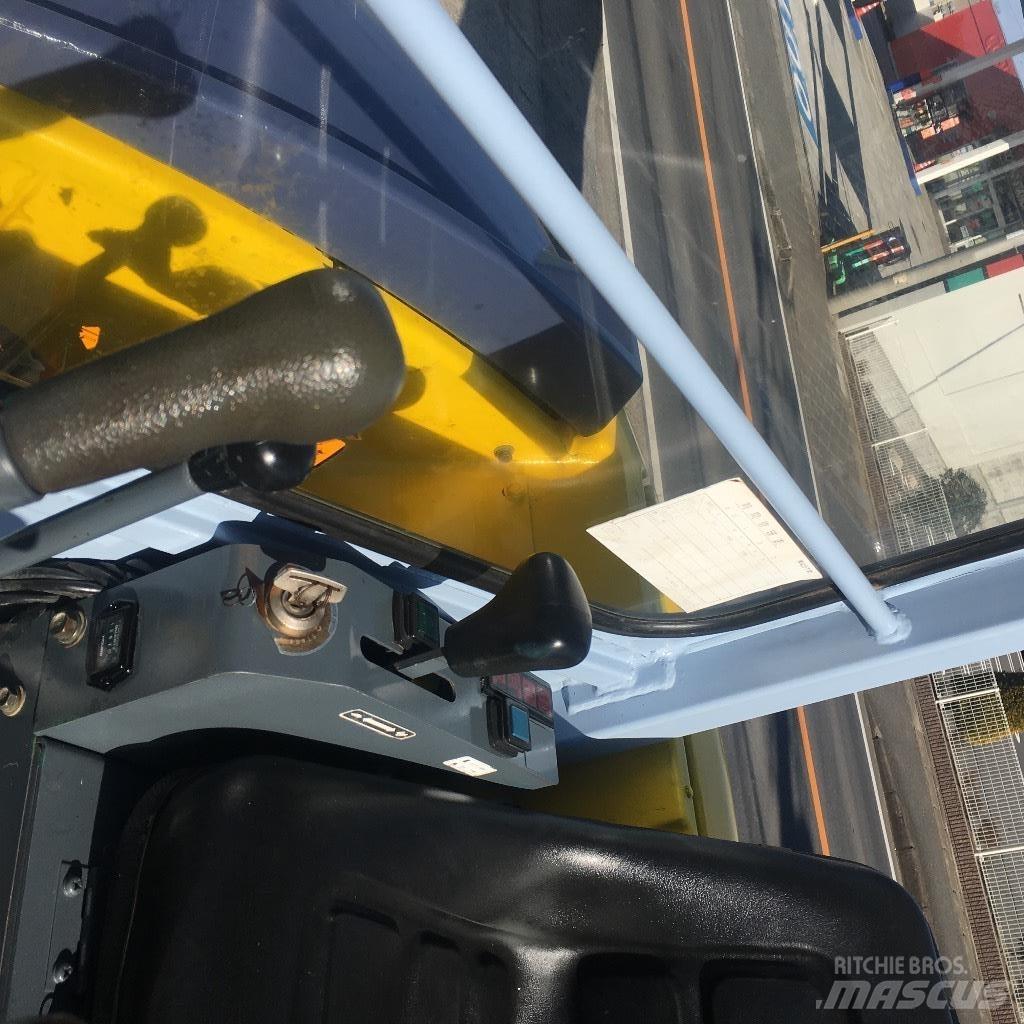 Kubota RX-202 小型挖掘机