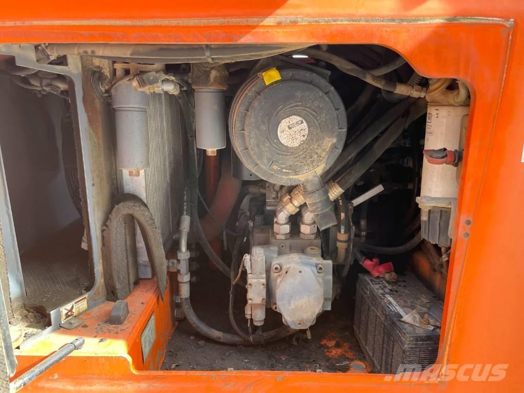 Hamm HD+ 140 VV-HV 双轮压路机