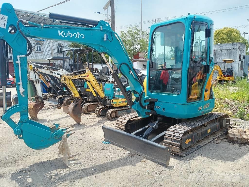 Kubota U 30 小型挖掘机
