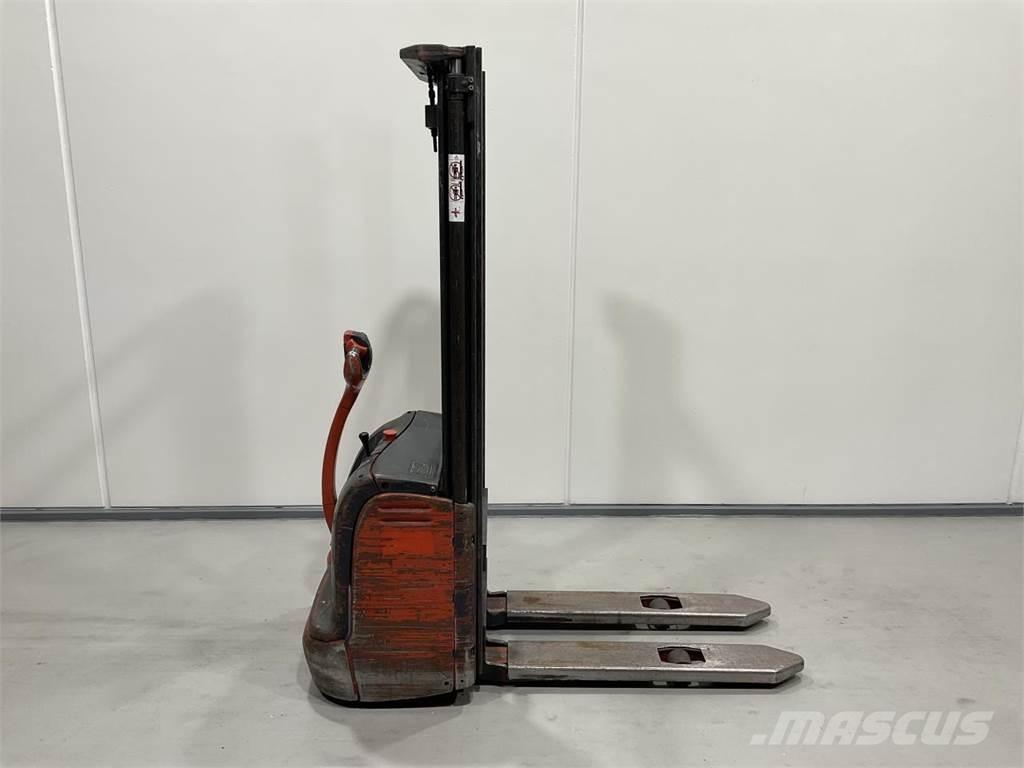 Linde L12 行走式堆垛机