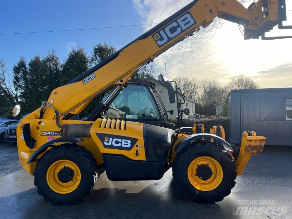 JCB 540-140 Hi Viz 伸缩臂叉装车|叉装车