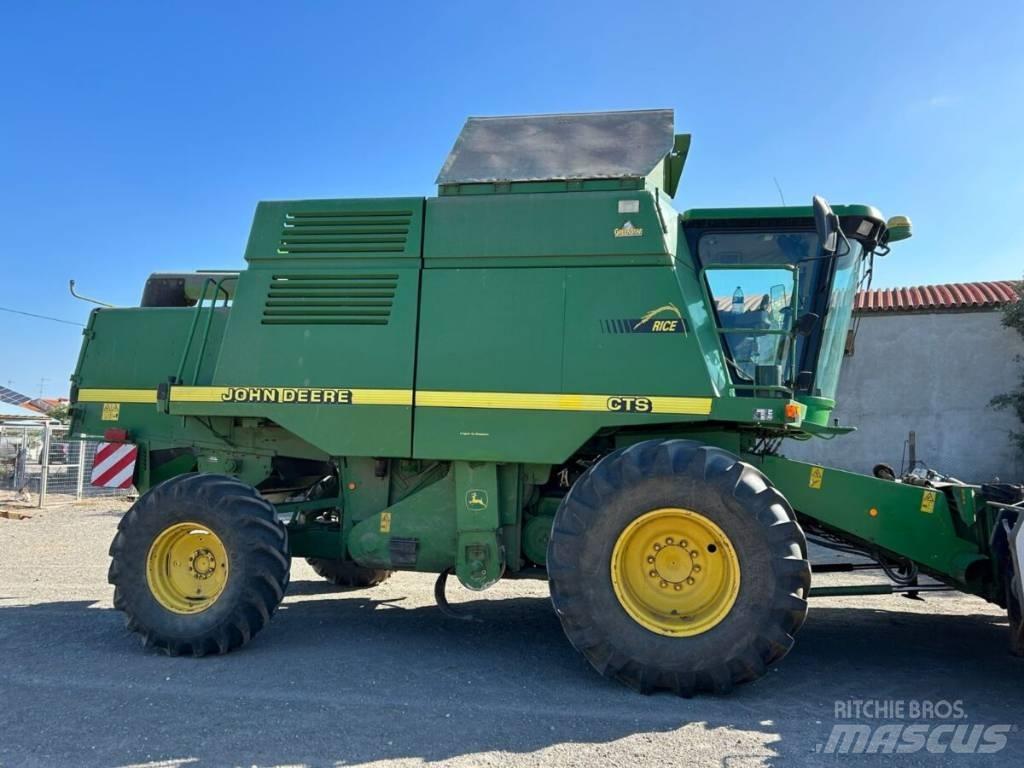 John Deere CTS Rice 联合收割机