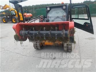 JCB 190 T 压实曳引机附件
