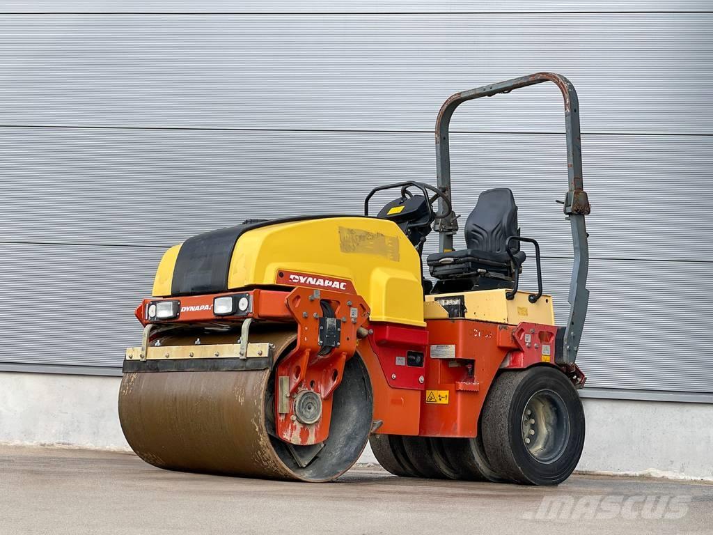 Dynapac CC1300C 复合式压路机