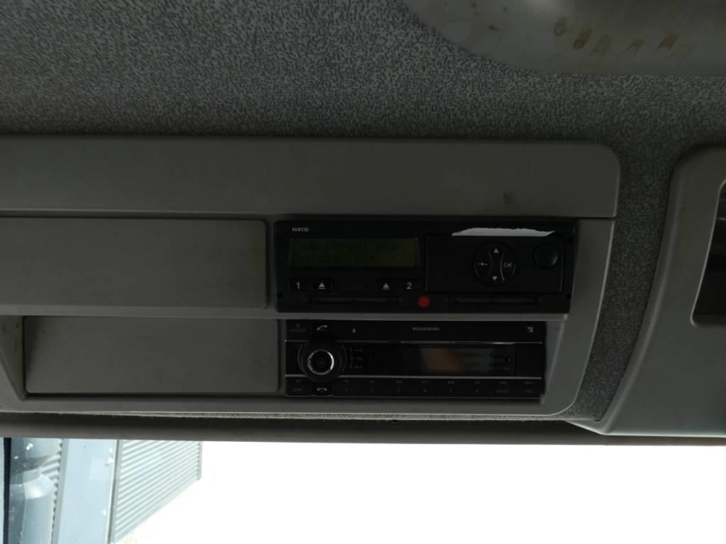 Iveco 150E 25 起重车