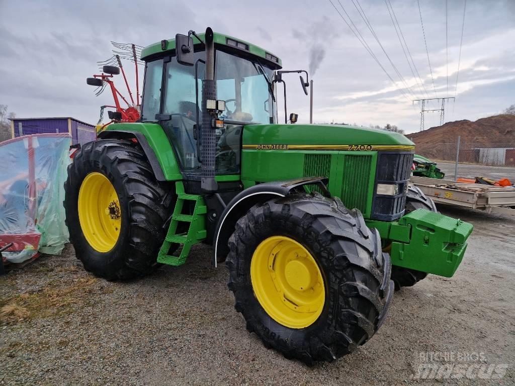 John Deere 7700 拖拉机/农用车