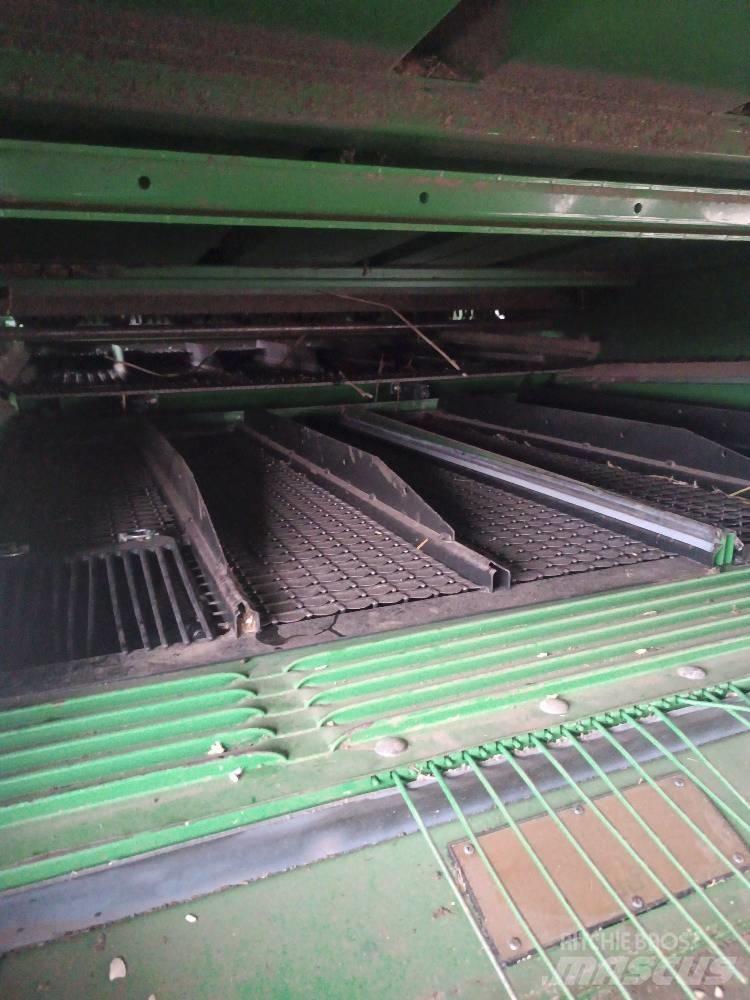 John Deere T 660 联合收割机