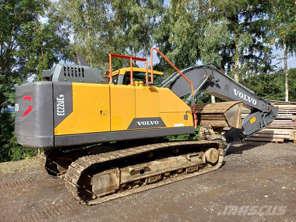 Volvo EC 220 E 履带挖掘机