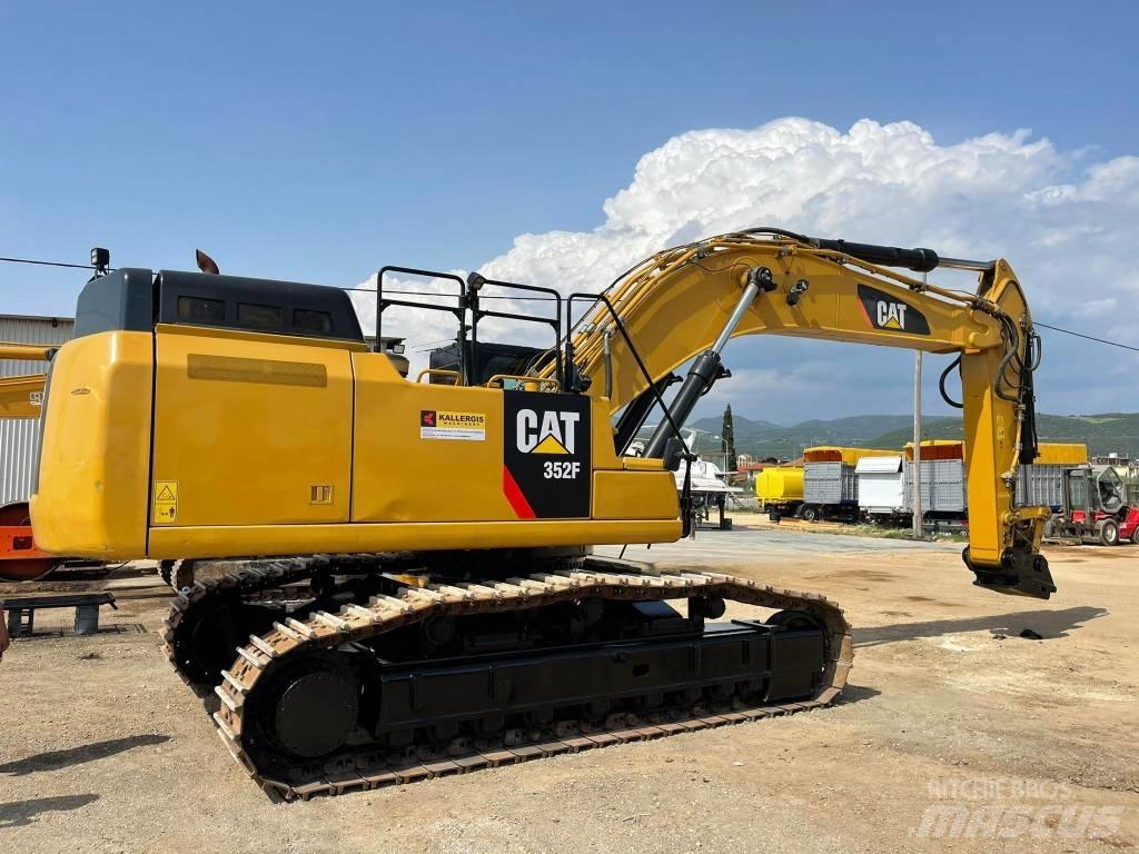 CAT 352FL 履带挖掘机
