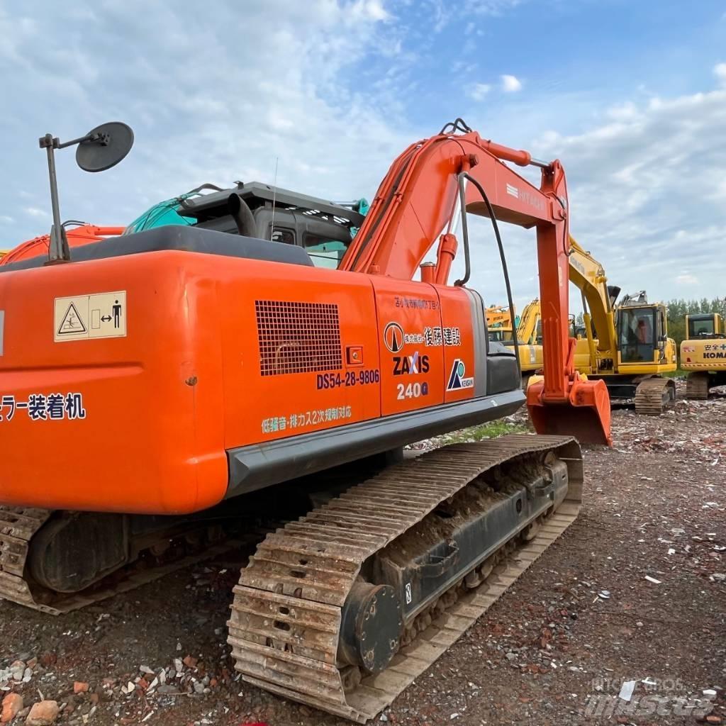 Hitachi zx240 履带挖掘机