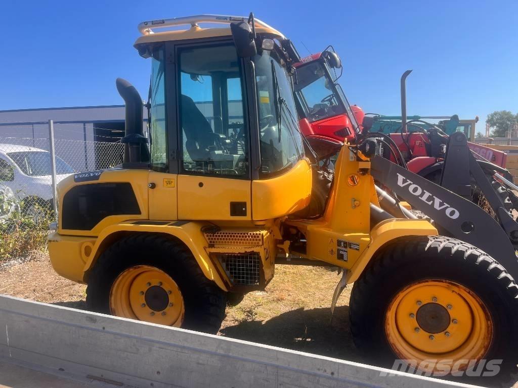 Volvo L 35 GT 轮式装载机