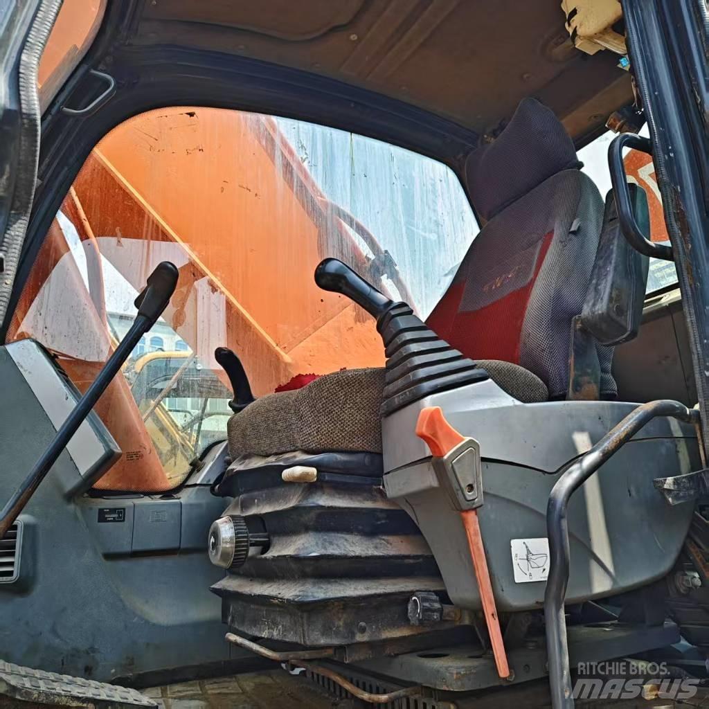 Doosan DX 300 履带挖掘机